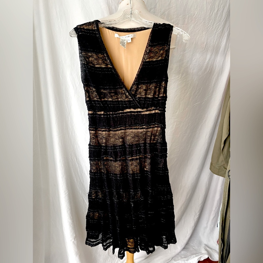 Max studio black lace fully lined little black dress small